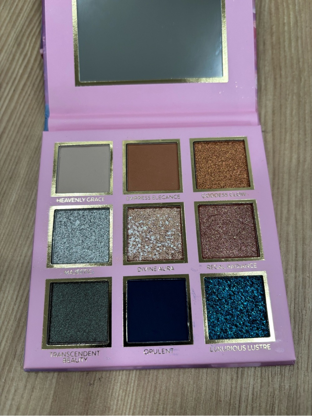 Eloise “Goddess” Opulent 9-Color Eye Shadow Palette — NWT $10